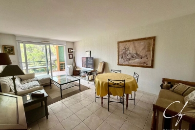 Apartment for sale in FRÉJUS  - 3 rooms - 65 m&sup2; 