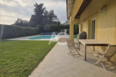 Maison &agrave; vendre &agrave; ANTIBES  - 5 pi&egrave;ces - 150 m&sup2; 