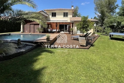 Maison &agrave; vendre &agrave; SEIGNOSSE  - 6 pi&egrave;ces - 185 m&sup2; 