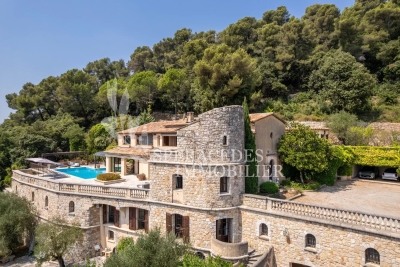 Maison &agrave; vendre &agrave; GRASSE  - 20 pi&egrave;ces - 1295 m&sup2; 