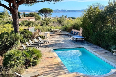 House for sale in GRIMAUD  - 8 rooms - 300 m&sup2; 