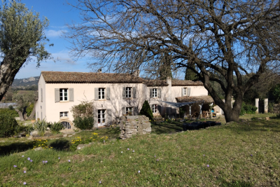 Maison &agrave; vendre &agrave; HYÈRES  - 8 pi&egrave;ces - 206 m&sup2; 