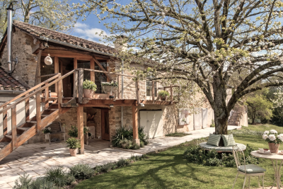 Maison &agrave; vendre &agrave; ST-ANTONIN-NOBLE-VAL  - 7 pi&egrave;ces - 155 m&sup2; 