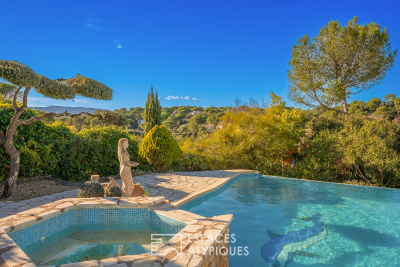 Maison &agrave; vendre &agrave; ST-RAPHAËL  - 5 pi&egrave;ces - 146 m&sup2; 