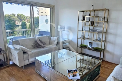Appartement &agrave; vendre &agrave; ROQUEBRUNE-CAP-MARTIN  - 2 pi&egrave;ces - 58 m&sup2; 