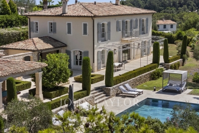 Villa à Mougins &agrave; louer à partir de 19 500 € / semaine, Photo 1