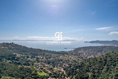 Maison &agrave; vendre &agrave; LE LAVANDOU  - 8 pi&egrave;ces - 246 m&sup2; 