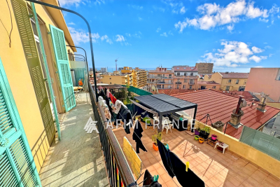 Appartement &agrave; vendre &agrave; BEAUSOLEIL  - 2 pi&egrave;ces - 43 m&sup2; 