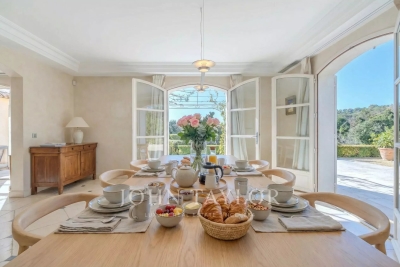 Villa à Mougins &agrave; louer à partir de 19 500 € / semaine, Photo 6