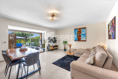 Appartement &agrave; vendre &agrave; MANDELIEU-LA-NAPOULE  - 3 pi&egrave;ces - 98 m&sup2; 