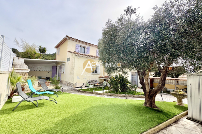 Maison &agrave; vendre &agrave; SIX-FOURS-LES-PLAGES  - 4 pi&egrave;ces - 75 m&sup2; 