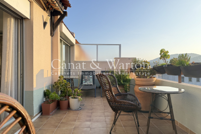 Appartement &agrave; vendre &agrave; HYÈRES  - 5 pi&egrave;ces - 80 m&sup2; 