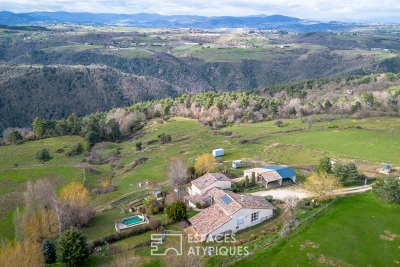 Maison &agrave; vendre &agrave; PLATS  - 9 pi&egrave;ces - 225 m&sup2; 