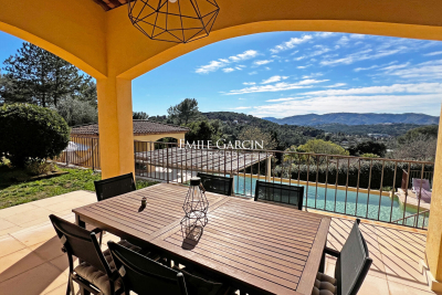 Maison &agrave; vendre &agrave; MOUGINS  - 6 pi&egrave;ces - 195 m&sup2; 