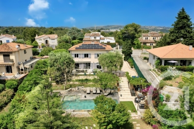 Maison &agrave; vendre &agrave; ANTIBES  - 6 pi&egrave;ces - 153 m&sup2; 