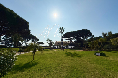 Apartment for sale in LE LAVANDOU  - 2 rooms - 29 m&sup2; 