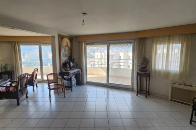 Appartement &agrave; vendre &agrave; HYÈRES  - 4 pi&egrave;ces - 108 m&sup2; 
