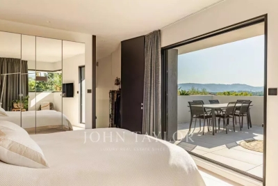 Villa in Mougins for rental from 20 000 € / week, Photo 14