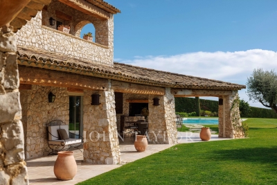 Villa in Roquefort-les-Pins for rental from 13 000 € / week, Photo 15