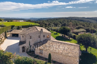Villa in Roquefort-les-Pins for rental from 13 000 € / week, Photo 19