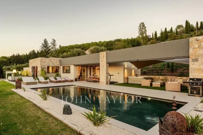 Villa in Mougins for rental from 20 000 € / week, Photo 2