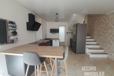 Maison &agrave; vendre &agrave; CREISSAN  - 4 pi&egrave;ces - 94 m&sup2; 