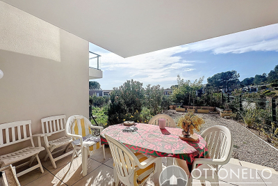 Appartement &agrave; vendre &agrave; ROQUEBRUNE-SUR-ARGENS  - 3 pi&egrave;ces - 58 m&sup2; 