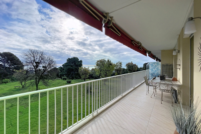 Appartement &agrave; vendre terrasse cagnes sur mer 