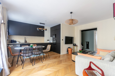 Appartement &agrave; vendre &agrave; PARIS 7EME  - 3 pi&egrave;ces - 65 m&sup2; 