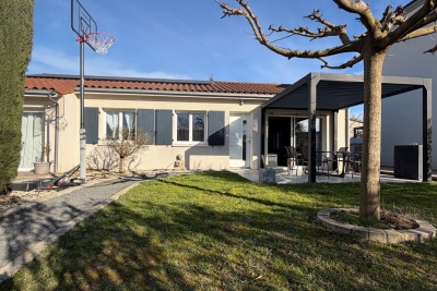 Maison &agrave; vendre &agrave; CHATEAUNEUF-SUR-ISÈRE  - 6 pi&egrave;ces - 108 m&sup2; 