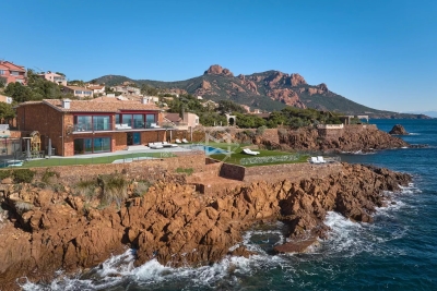 Maison &agrave; vendre &agrave; AGAY  - 7 pi&egrave;ces - 309 m&sup2; 