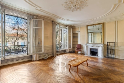 Appartement &agrave; vendre &agrave; PARIS 11EME  - 8 pi&egrave;ces - 190 m&sup2; 