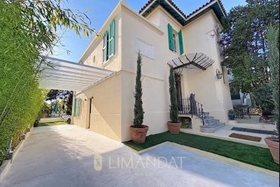 Maison &agrave; vendre &agrave; CANNES  - 7 pi&egrave;ces - 280 m&sup2; 