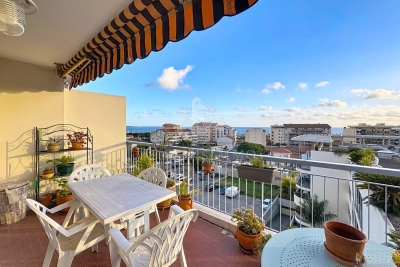 Apartment for sale in CANNES  - 3 rooms - 70 m&sup2; 
