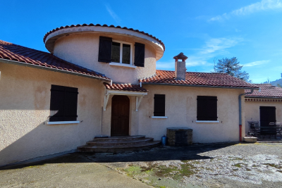 Maison &agrave; vendre &agrave; STE FOY L ARGENTIERE  - 12 pi&egrave;ces - 275 m&sup2; 