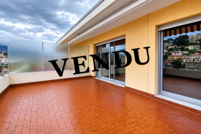 Appartement &agrave; vendre parking carnoles 