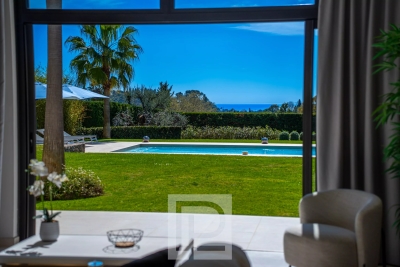 Maison &agrave; vendre &agrave; MOUGINS  - 7 pi&egrave;ces - 410 m&sup2; 