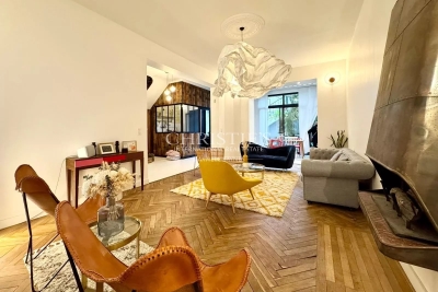 Maison &agrave; vendre &agrave; LA ROCHELLE  - 9 pi&egrave;ces - 207 m&sup2; 