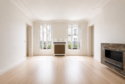 Appartement &agrave; vendre &agrave; PARIS 4EME Ecole Militaire 1 - 5 pi&egrave;ces - 114 m&sup2; 