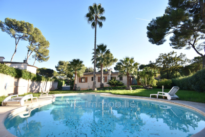 House for sale in ANTIBES  - 3 rooms - 160 m&sup2; 