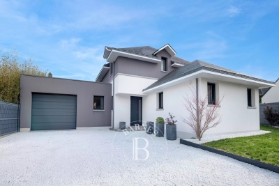 Maison &agrave; vendre &agrave; LE POULIGUEN  - 6 pi&egrave;ces - 191 m&sup2; 