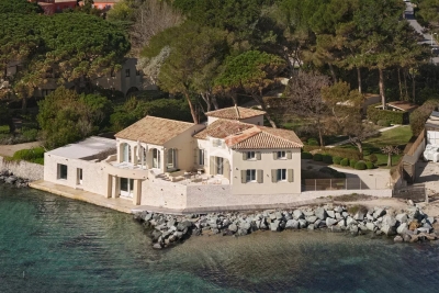 Maison &agrave; vendre &agrave; GRIMAUD  - 13 pi&egrave;ces - 311 m&sup2; 