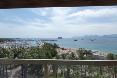 Appartement &agrave; louer &agrave; CANNES  - 3 pi&egrave;ces - 90 m&sup2; 