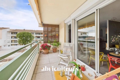 Appartement &agrave; vendre &agrave; MARSEILLE 8EME  - 3 pi&egrave;ces - 73 m&sup2; 