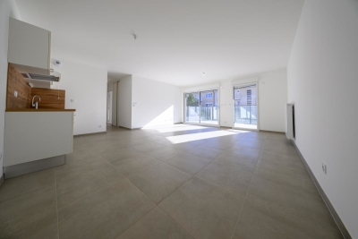 Appartement &agrave; vendre &agrave; DIVONNE-LES-BAINS  - 3 pi&egrave;ces - 68 m&sup2; 