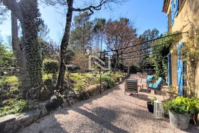 Maison &agrave; vendre &agrave; FAYENCE  - 7 pi&egrave;ces - 167 m&sup2; 