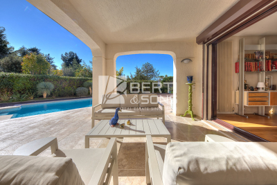 Apartment for sale in MANDELIEU-LA-NAPOULE  - 3 rooms - 89 m&sup2; 