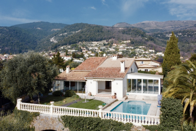 Maison &agrave; vendre &agrave; TOURRETTES-SUR-LOUP  - 4 pi&egrave;ces - 147 m&sup2; 