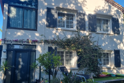 Appartement &agrave; vendre &agrave; SIX-FOURS-LES-PLAGES  - 7 pi&egrave;ces - 172 m&sup2; 