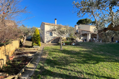 Maison &agrave; vendre &agrave; CHATEAUNEUF-DU-PAPE  - 5 pi&egrave;ces - 88 m&sup2; 